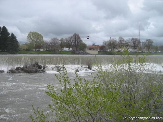 Idaho Falls waterfall (2).jpg