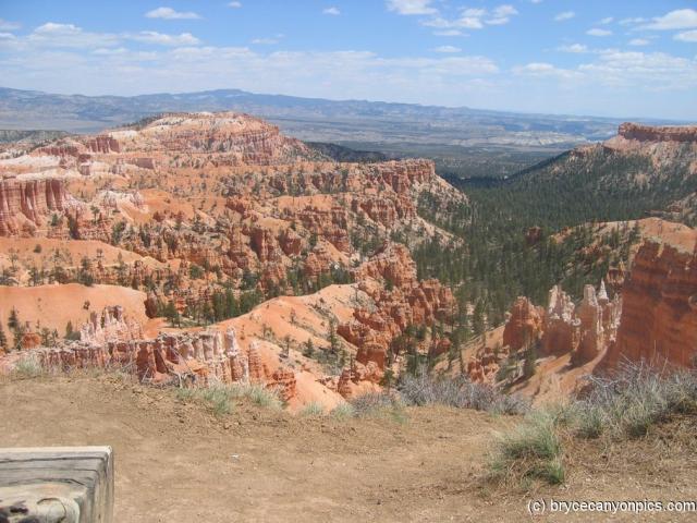 Bryce Canyon view.jpg