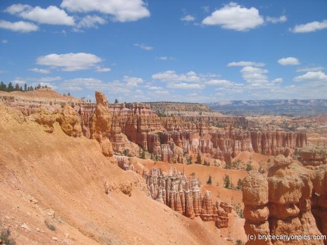 Rock towers in Bryce Canyon.jpg